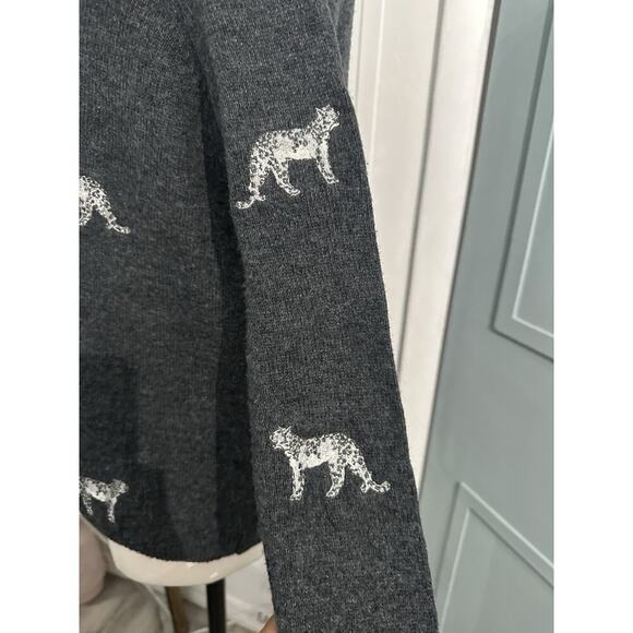 Chico’s Cashmere Blend Embroidered Cheetah Sweater Size 0 Small Gray Crew Neck - Picture 4 of 11